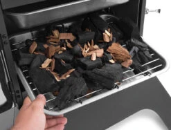 Broil King Vertical Charcoal Smoker / Räucherofen 28 Broil King Vertical Charcoal Smoker / Räucherofen -Broil King Verkäufe 11895 Broil King Vertical Charcoal Smoke 13 1607697276