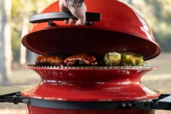 Kamado Joe Holzkohle Kugelgrill Kettle Joe - X-DEAL Inkl. Abdeckhaube 39 Kamado Joe Holzkohle Kugelgrill Kettle Joe - X-DEAL Inkl. Abdeckhaube -Broil King Verkäufe 22436 kamado joe kettle joe deckel halbg 20 1615991199