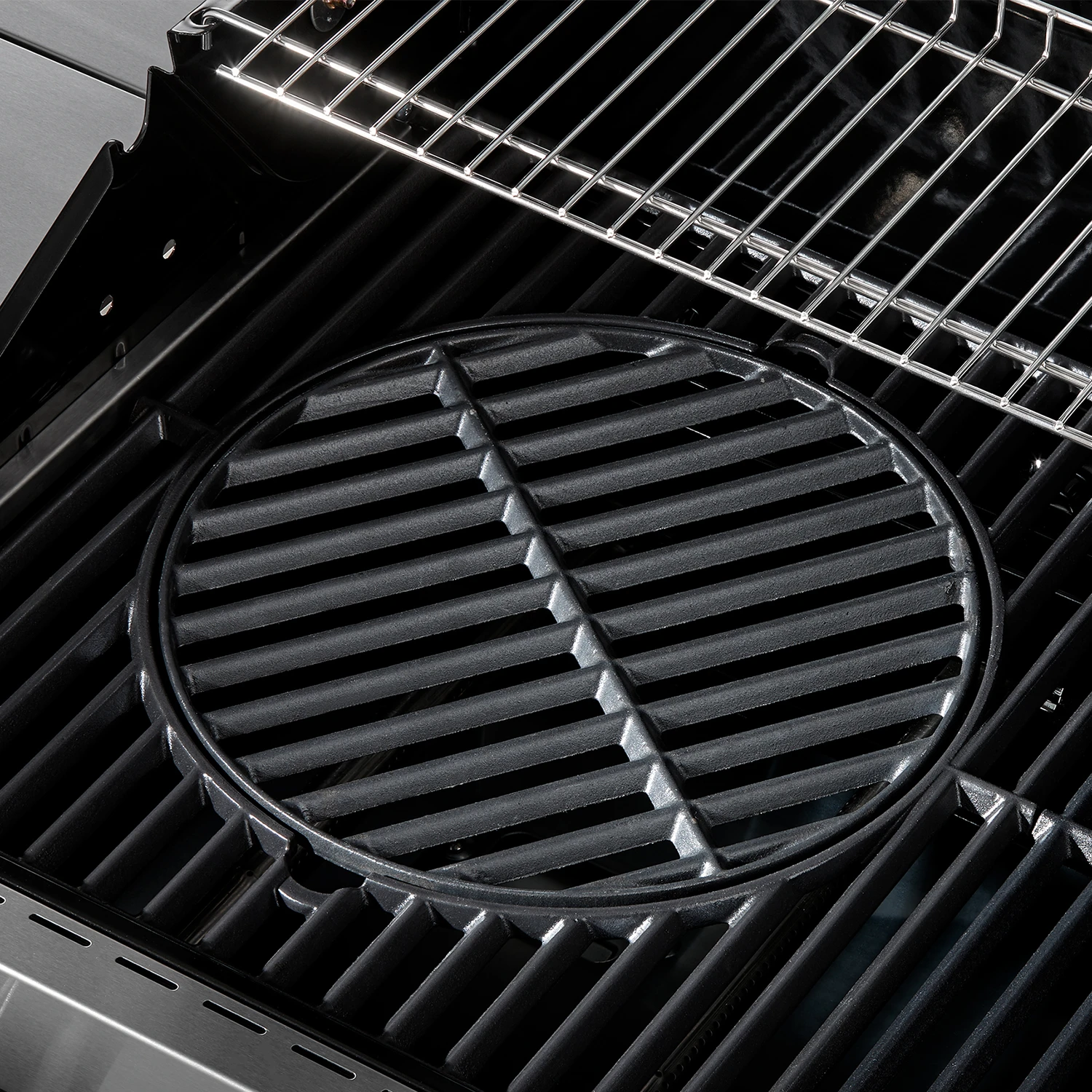 Rösle Edelstahl Gasgrill Videro G4-S VARIO+ - Limited Edition Modell 2023 Inkl. Abdeckhaube 4 Rösle Edelstahl Gasgrill Videro G4-S VARIO+ - Limited Edition Modell 2023 Inkl. Abdeckhaube – Bild 4