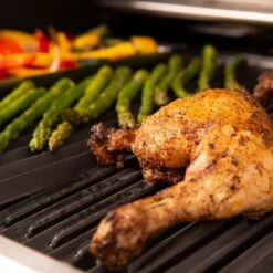 Broil King Baron 490 Black Gasgrill Inkl. Drehspieß - Modell 2023 - SMART Deal Inkl. Grillfürst Grill Control 38 Broil King Baron 490 Black Gasgrill Inkl. Drehspieß - Modell 2023 - SMART Deal Inkl. Grillfürst Grill Control -Broil King Verkäufe Broil King Gasgrill 875282 BARON490 FOOD 01