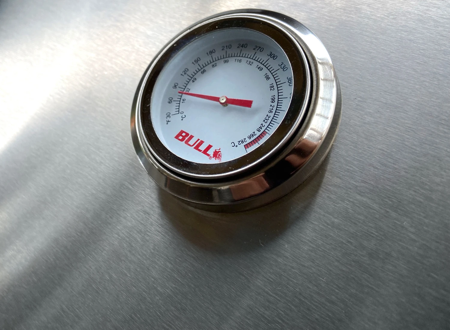 BULL Steer Premium Gasgrill 2 BULL Steer Premium Gasgrill – Bild 2