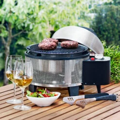 Cobb Grill PREMIER Gas Deluxe - Tischgrill / Campingrill Inkl. Griddle-Grillplatte 9 Cobb Grill PREMIER Gas Deluxe - Tischgrill / Campingrill Inkl. Griddle-Grillplatte -Broil King Verkäufe Cobb Gasgrill Premier Gas Lifestyle