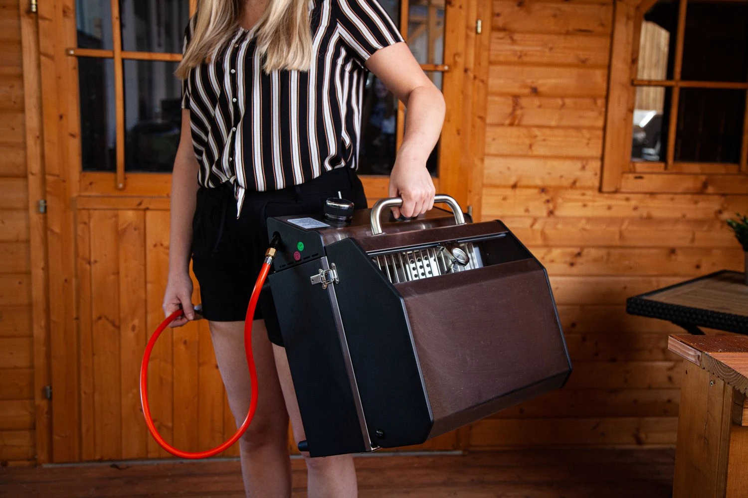 Grillfürst G201E 2-Brenner Gasgrill Portabel V2 - Campinggrill / Balkongrill 50mbar 15 Grillfürst G201E 2-Brenner Gasgrill Portabel V2 - Campinggrill / Balkongrill 50mbar – Bild 15