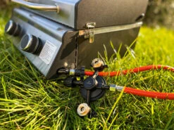 Grillfürst Kombi Kartuschen-Druckregler 50 Mbar - X-DEAL Inkl. 12 Grillfürst Gaskartuschen -Broil King Verkäufe Grillfuerst Dual Druckminderer Kartuschen