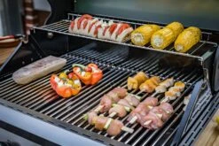 Grillfürst G510G 5-Brenner Gasgrill Mit Hochtemperaturbrenner Und Gusseisen Rosten - Feuerwehr Edition -Broil King Verkäufe Grillfuerst Gasgrill G410E Grillflaeche