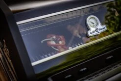 Grillfürst S330G 3-Brenner Gasgrill Mit Seitenkocher Und Gusseisen Rosten - Inkl. Gasgrill Einsteigerpaket -Broil King Verkäufe Grillfuerst Gasgrill Sichtscheibe 2