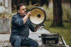 Monolith ICON Black Keramikgrill Tischgrill Inkl. Gestell -Broil King Verkäufe Monolith Keramikgrill Icon Deckel abnehmbar