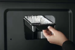 Napoleon Freestyle 365 Gasgrill, Graphit - Mit Sizzle Zone - Modell 2023 - X-DEAL Inkl. Drehspiess -Broil King Verkäufe Napoleon Freestyle Fettschale