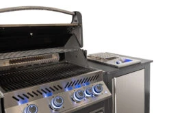 Napoleon Outdoor Küche Oasis Compact 105 Mit Prestige 500 Einbaugrill Und Einbau Sizzle Zone - Inkl. Arbeitsplatte Aus Feinsteinzeug -Broil King Verkäufe Napoleon Oasis Compact P500 mit Sizzle Zone Seitenbrenner Set