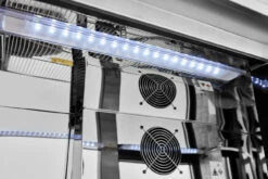 Napoleon Outdoor - Kühlschrank, 210 Liter, 2-türig Mit Doppelverglasung Und LED Beleuchtung - Wasserdicht Nach IP24 -Broil King Verkäufe Napoleon Outdoor Kueche Kuehlschrank LED Innen