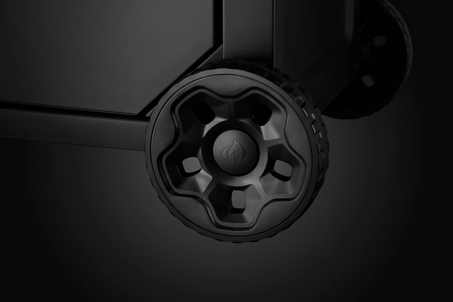 Napoleon Phantom Freestyle 425 Gasgrill, Mattschwarz - Mit Sizzle Zone Und Tür - Modell 2023 13 Napoleon Phantom Freestyle 425 Gasgrill, Mattschwarz - Mit Sizzle Zone Und Tür - Modell 2023 – Bild 13