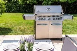 Napoleon Prestige 665 Edelstahl Gasgrill - Mit Safety Glow - Modell 2023 26 Napoleon Prestige 665 Edelstahl Gasgrill - Mit Safety Glow - Modell 2023 -Broil King Verkäufe Napoleon Prestige 665 Lifestyle Garten