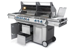 Napoleon Prestige Pro 825-3 Edelstahl Gasgrill Inkl. Drehspieß Und Bodenbeleuchtung - Modell 2023 22 Napoleon Prestige Pro 825-3 Edelstahl Gasgrill Inkl. Drehspieß Und Bodenbeleuchtung - Modell 2023 -Broil King Verkäufe Napoleon Prestige Pro 825 Gasgrill seitlich offen 1