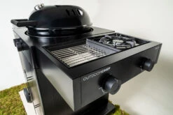 Outdoorchef Gas Kugelgrill Arosa 570 G Evo Black Style - Inkl. Blazing-/Cooking Zone Kit Plus -Broil King Verkäufe Outdoorchef Arosa 570 G Evo Gas Kugelgrill