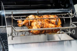 Outdoorchef Dualchef 425 G BZ Gasgrill Mit Blazing Zone Infrarotbrenner + DGS Gusseisen Grillrost 2 Stk.+ DGS Gemüse Grillrost 2 Stk. -Broil King Verkäufe Outdoorchef Dualchef 425G BZ Heat Diffuser Grillhaehnchen