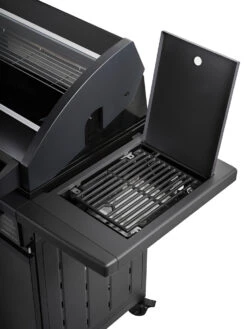 Rösle Gasgrill Magnum PRO G3 - X-DEAL Inkl. Abdeckhaube, Gusseisen Grillplatte Und Drehspieß - Modell 2023 -Broil King Verkäufe Roesle Gagsrill Magnum Pro Prime Zone offen1 1