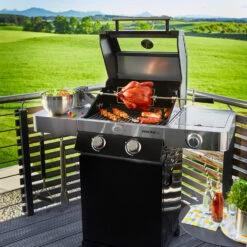 Rösle Gasgrill Videro G2 Schwarz - Modell 2022 Inkl. Abdeckhaube -Broil King Verkäufe Roesle Videro G2 Gasgrill Station Mood01