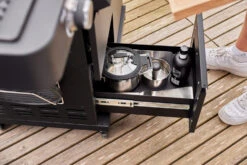 Rösle Gasgrill Videro Pro G4-S Vario+ Mattschwarz - Modell 2023 -Broil King Verkäufe RoesleVidero Pro G4 S Detail Schublade Unterschrank