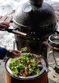 The Bastard Keramikgrill Classic Medium - Complete - Schwarz Glänzend - Modell 2023 -Broil King Verkäufe The Bastard Classic Medium Keramikgrill Deckel