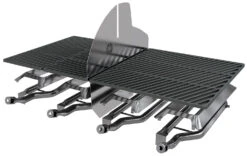 Outdoorchef Dualchef S 425 G Edelstahl Gasgrill Mit Seitenkocher + Blazing Zone Infrarotbrenner + DGS Gusseisen Grillrost 2 Stk. + DGS Gemüse Grillrost 2 Stk. -Broil King Verkäufe outdoorchef dualchef dual gourmet system 1